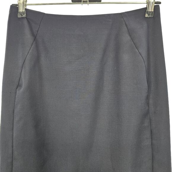 VTG Gucci Womans size 40/4 Navy blue Pencil Skirt Slit Back Button Zipper FLAWS - Picture 3 of 9